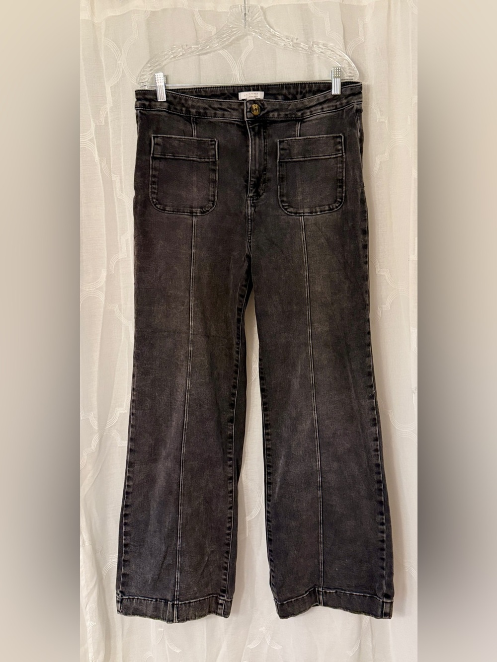 LC Lauren Conrad Super High Rise Wide Leg Distressed Jeans | Size 14
